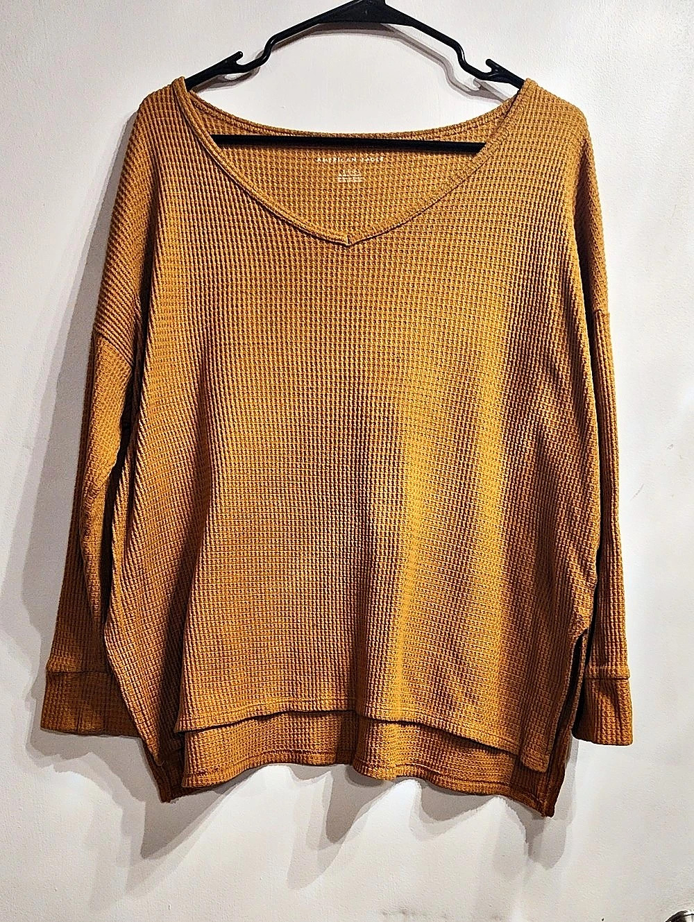 American Eagle Waffle Knit Long Sleeve in Gold Size Medium